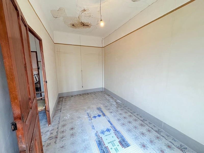 10 soverom Villa til salgs i Canals med svømmebasseng - € 450 000 (Ref: 10008792)