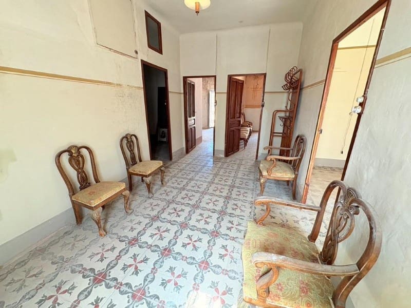 10 soverom Villa til salgs i Canals med svømmebasseng - € 450 000 (Ref: 10008792)