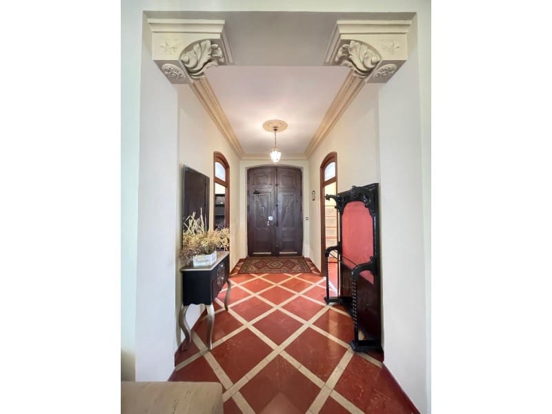 9 bedroom Villa for sale in Cocentaina with garage - € 480,000 (Ref: 10008793)