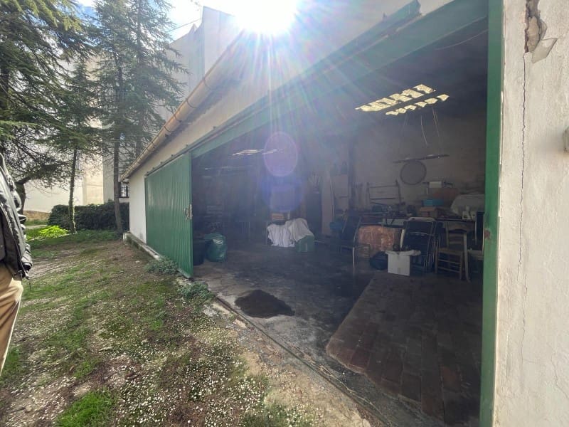 9 bedroom Villa for sale in Cocentaina with garage - € 480,000 (Ref: 10008793)