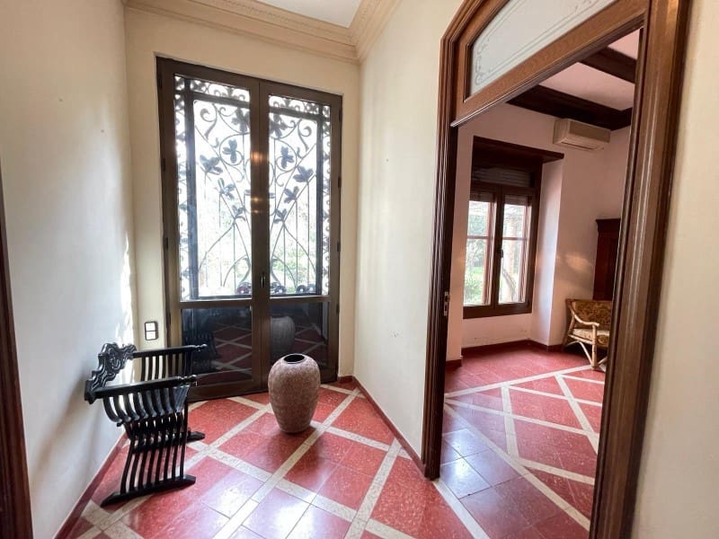 9 bedroom Villa for sale in Cocentaina with garage - € 480,000 (Ref: 10008793)