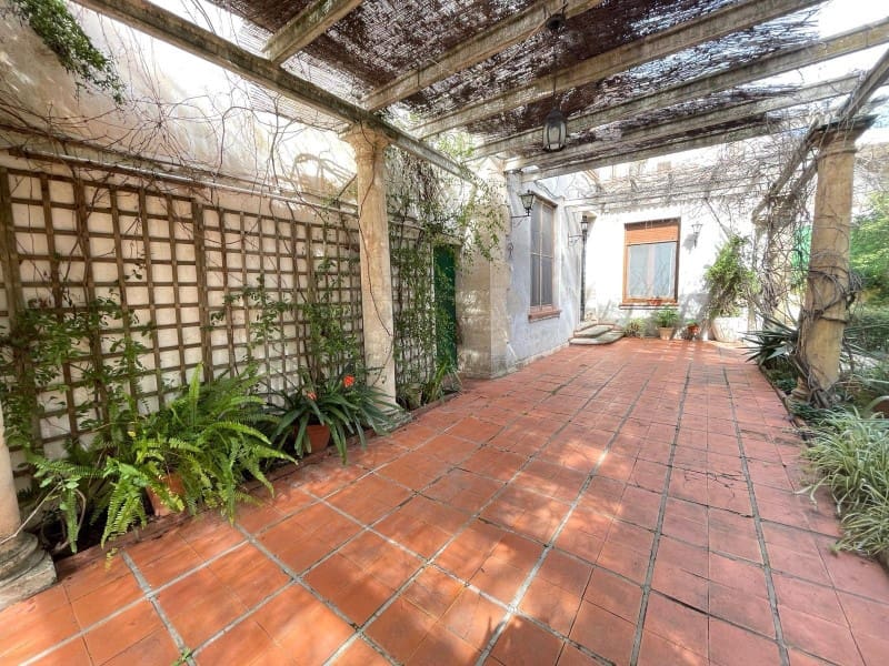 9 bedroom Villa for sale in Cocentaina with garage - € 480,000 (Ref: 10008793)