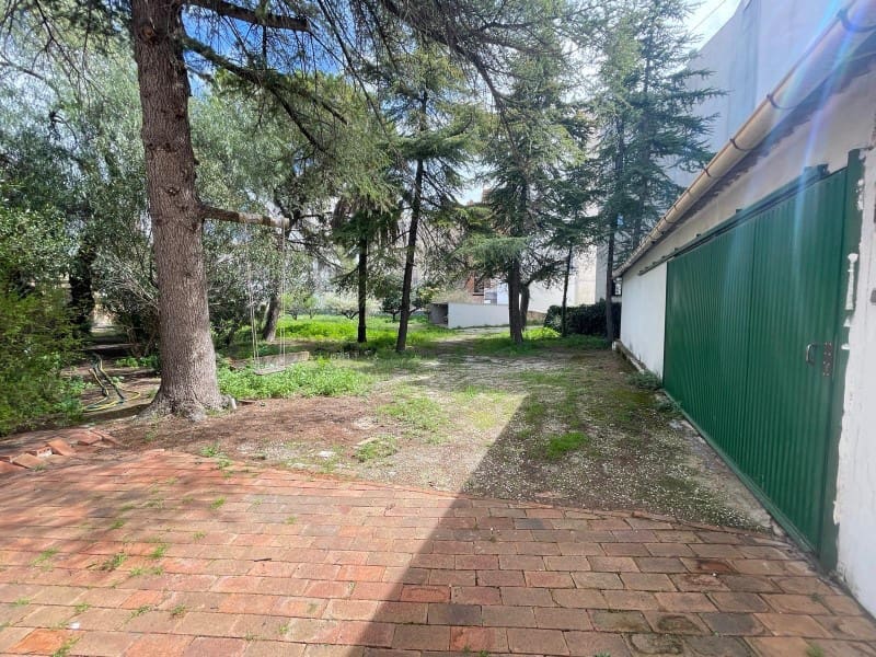 9 bedroom Villa for sale in Cocentaina with garage - € 480,000 (Ref: 10008793)