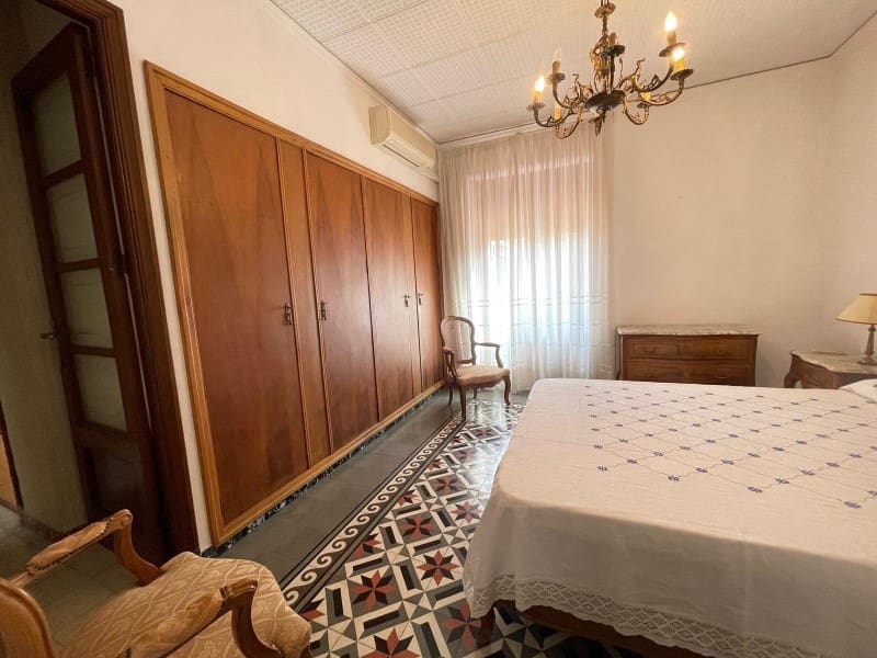9 bedroom Villa for sale in Cocentaina with garage - € 480,000 (Ref: 10008793)