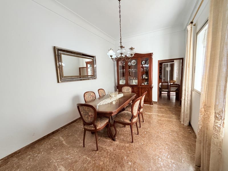 6 makuuhuone Omakotitalo myytävänä paikassa Canals - 250 000 € (Ref: 10008794)