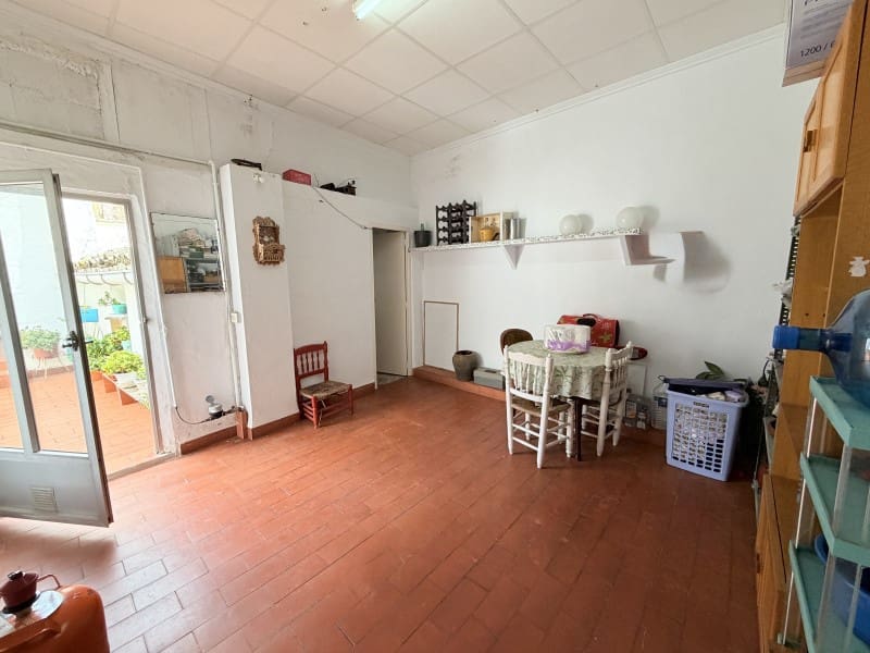 6 makuuhuone Omakotitalo myytävänä paikassa Canals - 250 000 € (Ref: 10008794)