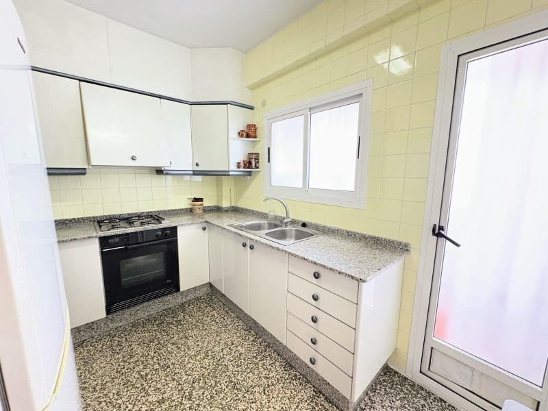 4 bedroom Flat for sale in Xativa - € 139,500 (Ref: 10008795)