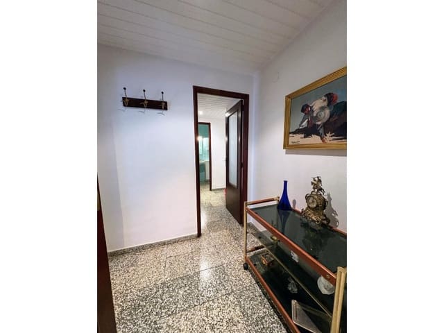 4 bedroom Flat for sale in Xàtiva - € 139,500 (Ref: 10008795)
