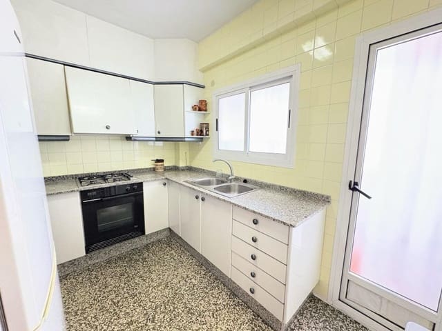 4 bedroom Flat for sale in Xàtiva - € 139,500 (Ref: 10008795)