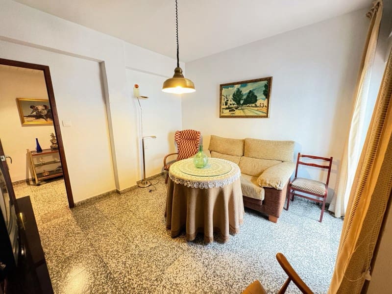 4 bedroom Flat for sale in Xativa - € 139,500 (Ref: 10008795)