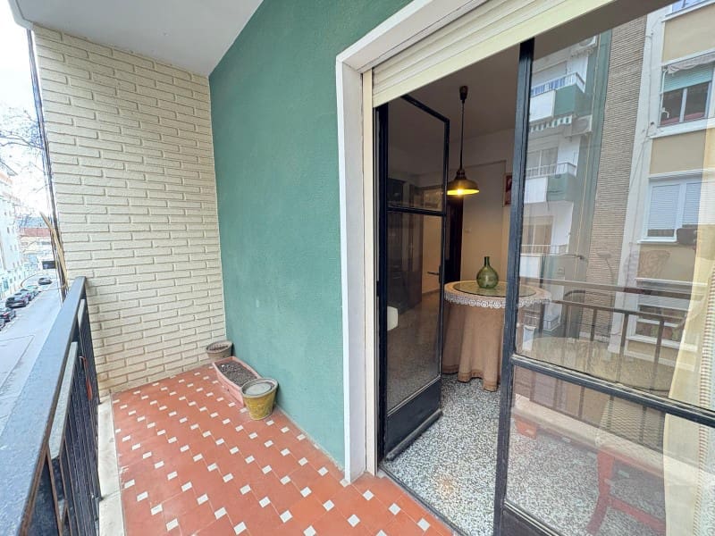 4 bedroom Flat for sale in Xativa - € 139,500 (Ref: 10008795)