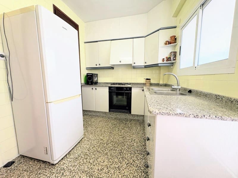 4 bedroom Flat for sale in Xativa - € 139,500 (Ref: 10008795)