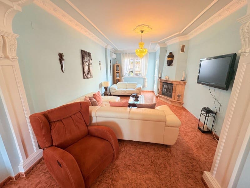 6 soverom Villa til salgs i Canals med svømmebasseng garasje - € 430 000 (Ref: 10008796)