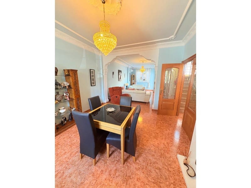 6 soverom Villa til salgs i Canals med svømmebasseng garasje - € 430 000 (Ref: 10008796)