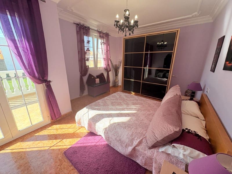 6 soverom Villa til salgs i Canals med svømmebasseng garasje - € 430 000 (Ref: 10008796)