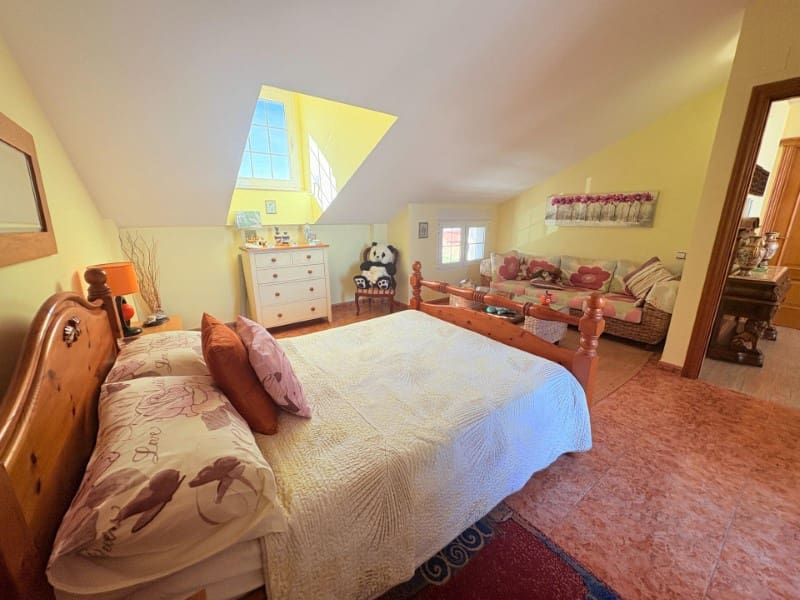 6 soverom Villa til salgs i Canals med svømmebasseng garasje - € 430 000 (Ref: 10008796)