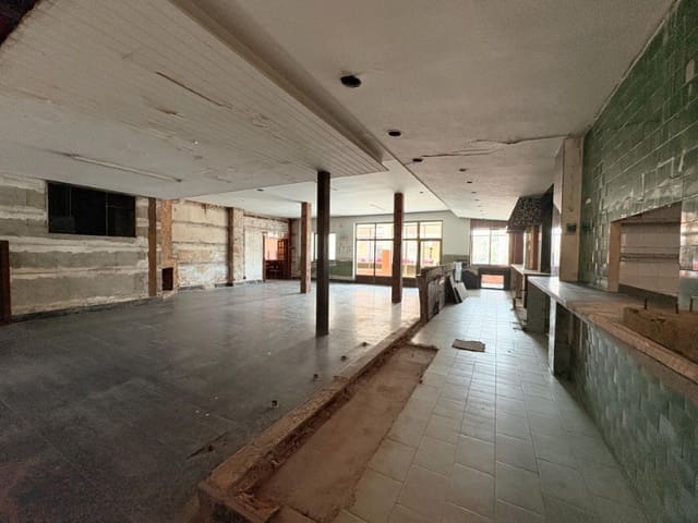 Kommersiell til salgs i L'Alcúdia de Crespins - € 125 000 (Ref: 10008798)