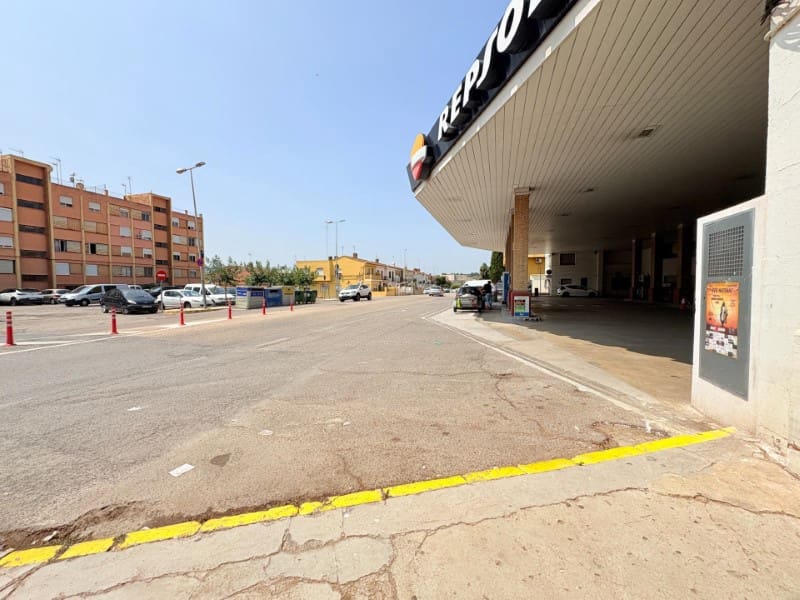 Commercial for sale in L'Alcudia de Crespins - € 125,000 (Ref: 10008798)