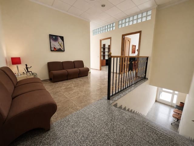 4 bedroom Flat for sale in L'Olleria - € 115,000 (Ref: 10008801)
