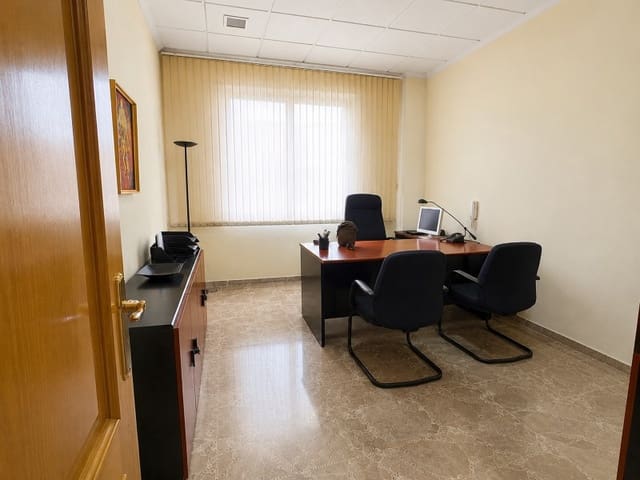4 bedroom Flat for sale in L'Olleria - € 115,000 (Ref: 10008801)