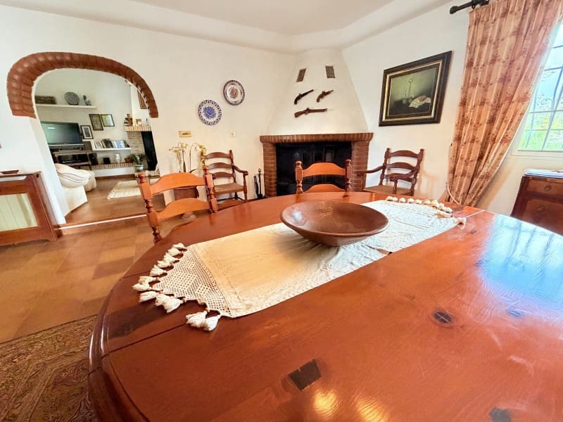 7 soverom Villa til salgs i Canals med svømmebasseng garasje - € 395 000 (Ref: 10008806)