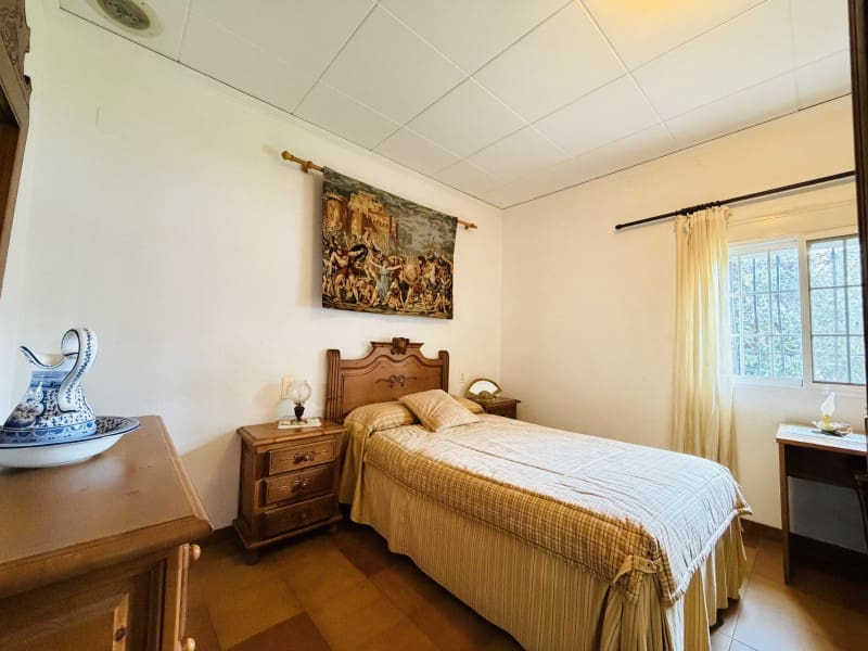 7 soverom Villa til salgs i Canals med svømmebasseng garasje - € 395 000 (Ref: 10008806)