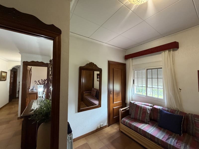 7 soverom Villa til salgs i Canals med svømmebasseng garasje - € 395 000 (Ref: 10008806)