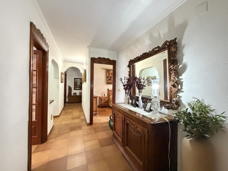 7 soverom Villa til salgs i Canals med svømmebasseng garasje - € 395 000 (Ref: 10008806)