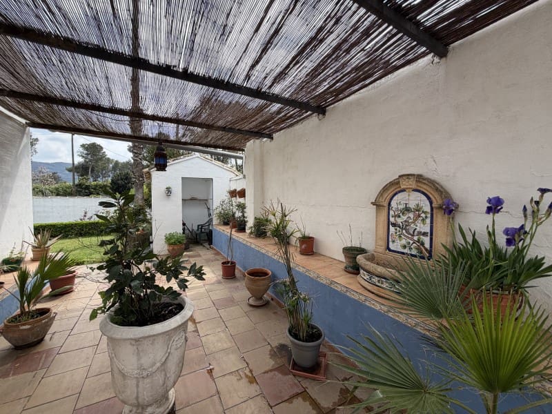 7 soverom Villa til salgs i Canals med svømmebasseng garasje - € 395 000 (Ref: 10008806)