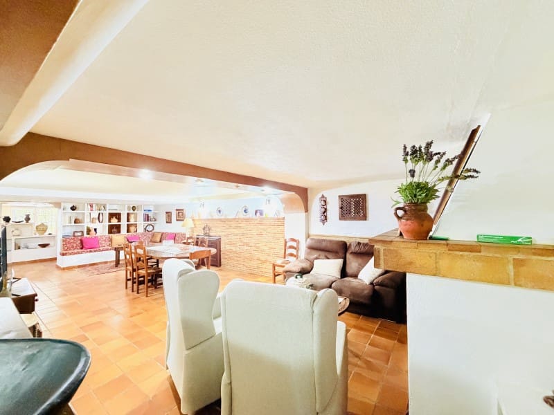7 soverom Villa til salgs i Canals med svømmebasseng garasje - € 395 000 (Ref: 10008806)