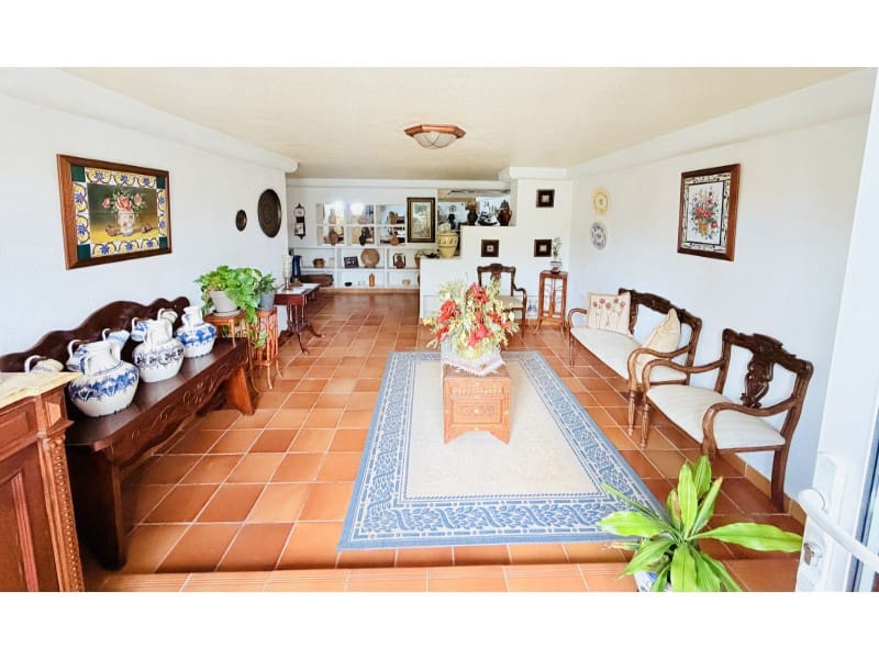 7 soverom Villa til salgs i Canals med svømmebasseng garasje - € 395 000 (Ref: 10008806)