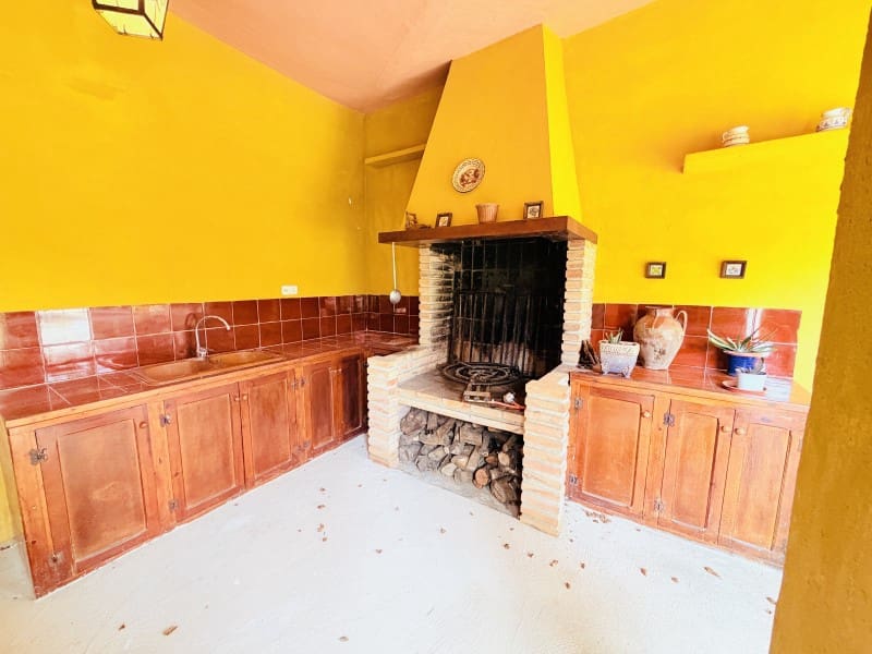 7 soverom Villa til salgs i Canals med svømmebasseng garasje - € 395 000 (Ref: 10008806)