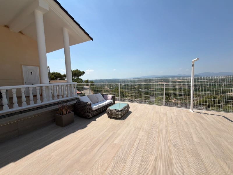 3 chambre Villa/Maison à vendre à Torrent avec piscine garage - 579 000 € (Ref: 10008807)