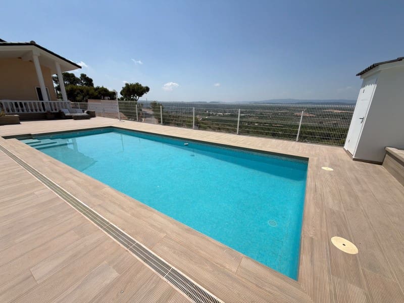 3 chambre Villa/Maison à vendre à Torrent avec piscine garage - 579 000 € (Ref: 10008807)