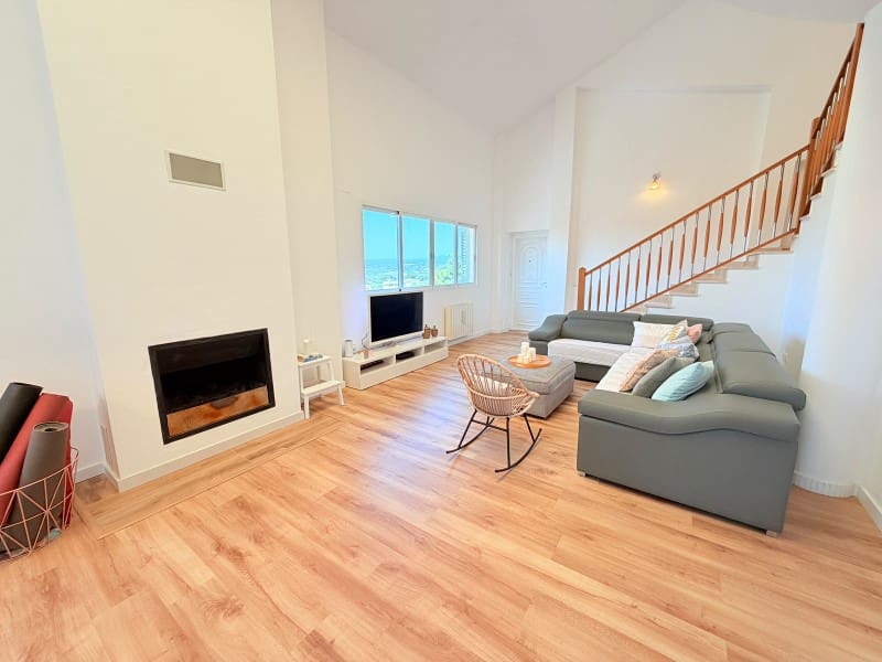 3 chambre Villa/Maison à vendre à Torrent avec piscine garage - 579 000 € (Ref: 10008807)