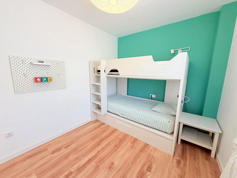 3 chambre Villa/Maison à vendre à Torrent avec piscine garage - 579 000 € (Ref: 10008807)