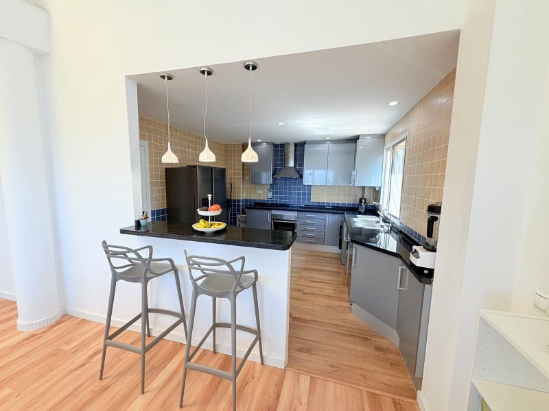 3 chambre Villa/Maison à vendre à Torrent avec piscine garage - 579 000 € (Ref: 10008807)