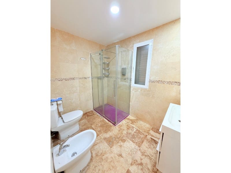 3 chambre Villa/Maison à vendre à Torrent avec piscine garage - 579 000 € (Ref: 10008807)