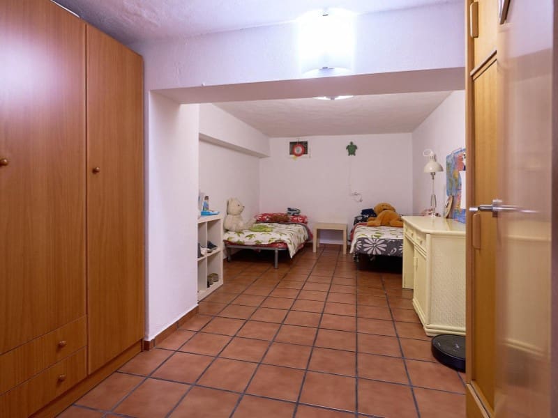 9 makuuhuone Omakotitalo myytävänä paikassa Canals - 360 000 € (Ref: 10008808)