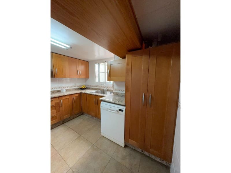 6 quarto Casa em Banda para venda em Ontinyent - 235 000 € (Ref: 10008809)