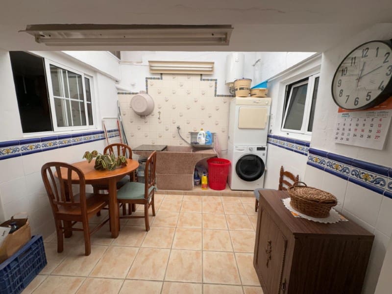 6 quarto Casa em Banda para venda em Ontinyent - 235 000 € (Ref: 10008809)