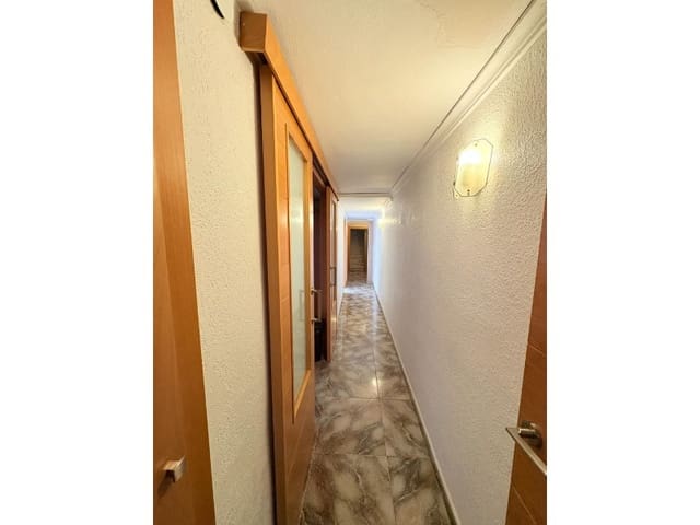 6 quarto Casa em Banda para venda em Ontinyent - 235 000 € (Ref: 10008809)