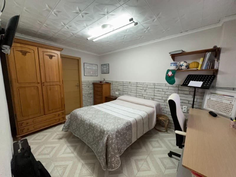 6 quarto Casa em Banda para venda em Ontinyent - 235 000 € (Ref: 10008809)