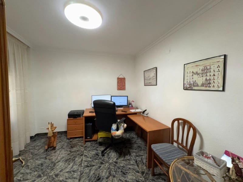 6 quarto Casa em Banda para venda em Ontinyent - 235 000 € (Ref: 10008809)