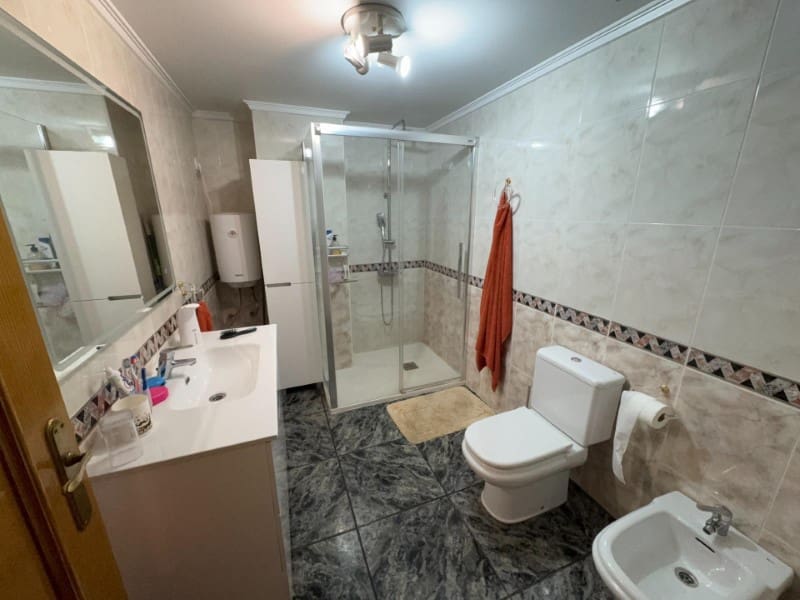 6 quarto Casa em Banda para venda em Ontinyent - 235 000 € (Ref: 10008809)