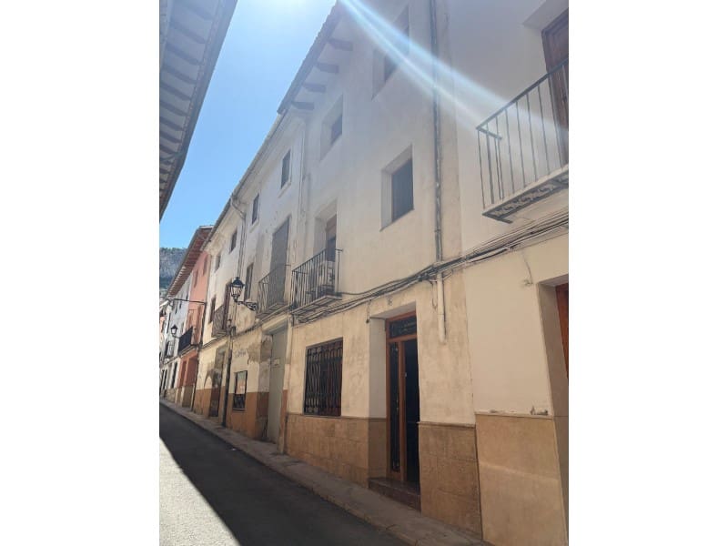6 quarto Casa em Banda para venda em Ontinyent - 235 000 € (Ref: 10008809)