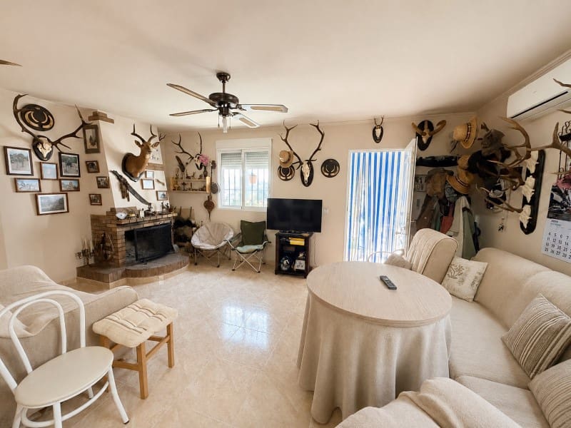 2 bedroom Finca/Country House for sale in La Torre de les Macanes with garage - € 675,000 (Ref: 10008810)