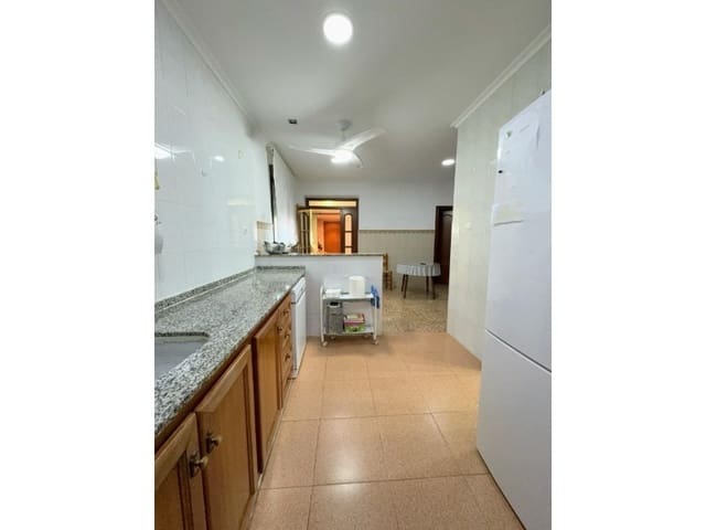 5 bedroom Townhouse for sale in L'Olleria with garage - € 140,000 (Ref: 10008812)