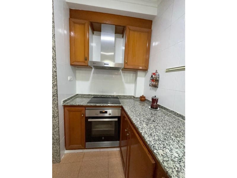 5 bedroom Townhouse for sale in L'Olleria with garage - € 140,000 (Ref: 10008812)