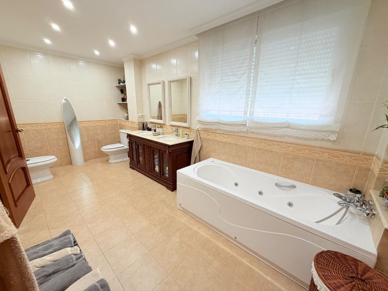 7 sovrum Villa till salu i Almoines med garage - 545 000 € (Ref: 10008813)
